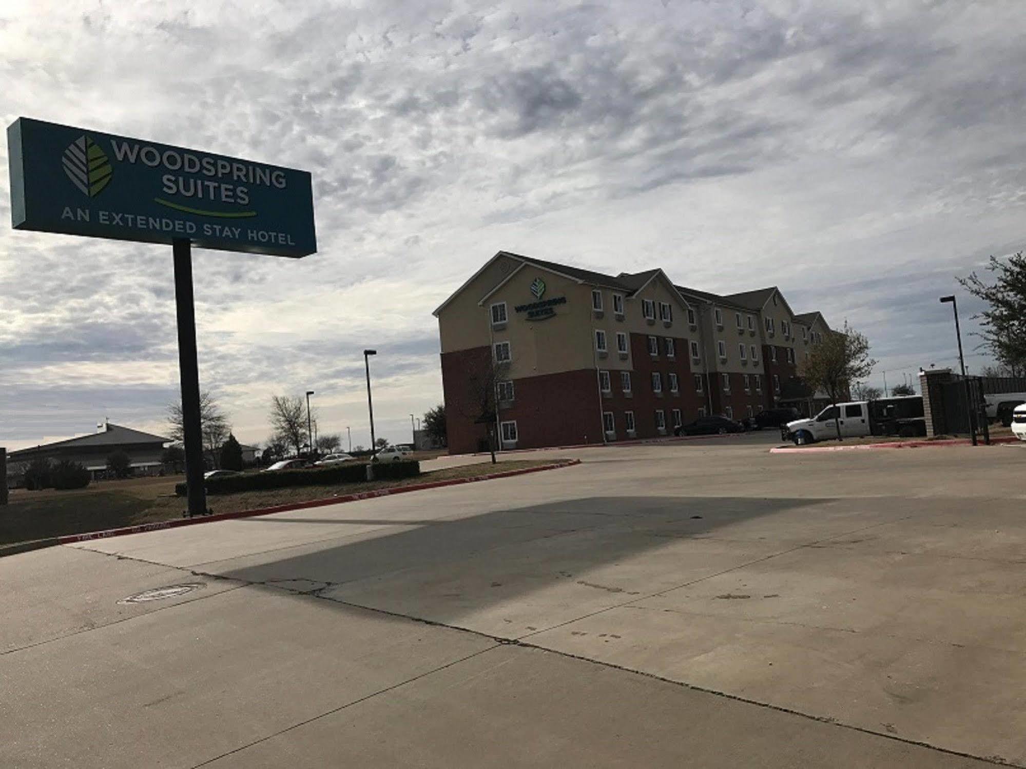 Woodspring Suites Mckinney Exterior photo